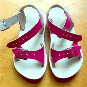 Toddler Sun-San Surfer sandals in hot pink